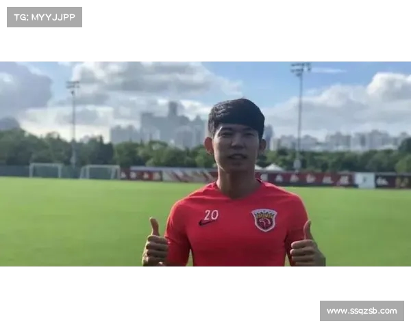 足球俱乐部引援策略与市场动态分析 促进球队长远发展的关键因素 足球俱乐部引援策略与市场动态分析 促进球队长远发展的关键因素